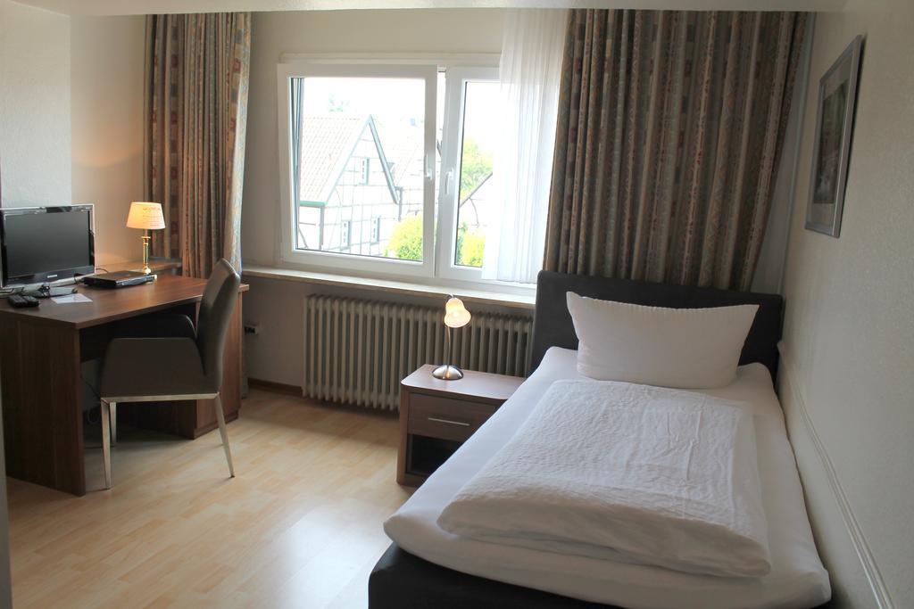 Hotel Haus Kastanienhof à Mülheim an der Ruhr Extérieur photo
