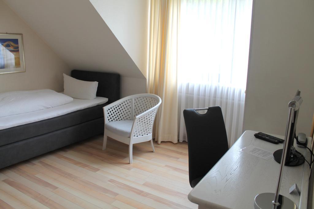 Hotel Haus Kastanienhof à Mülheim an der Ruhr Extérieur photo